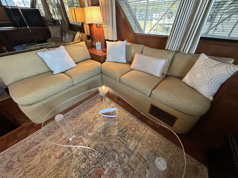 Slide: The Image of 48' Ocean Alexander salon seating - 5232926