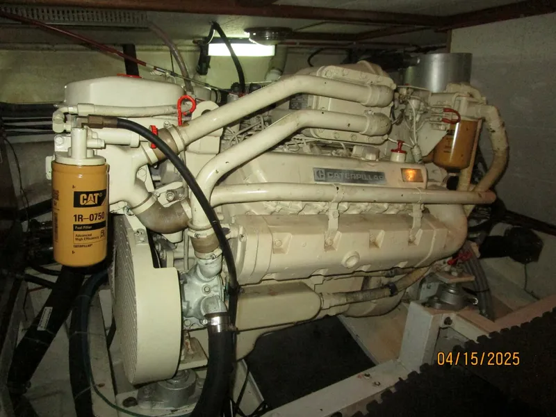 Slide: The Image of 48' Ocean Alexander starboard main engine1 - 5232931