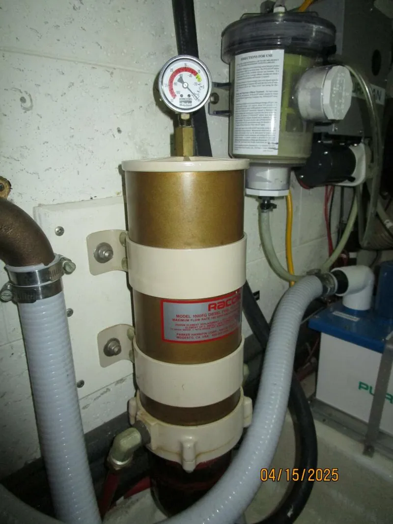 Slide: The Image of 48' Ocean Alexander port Racor fuel filter - 5232918