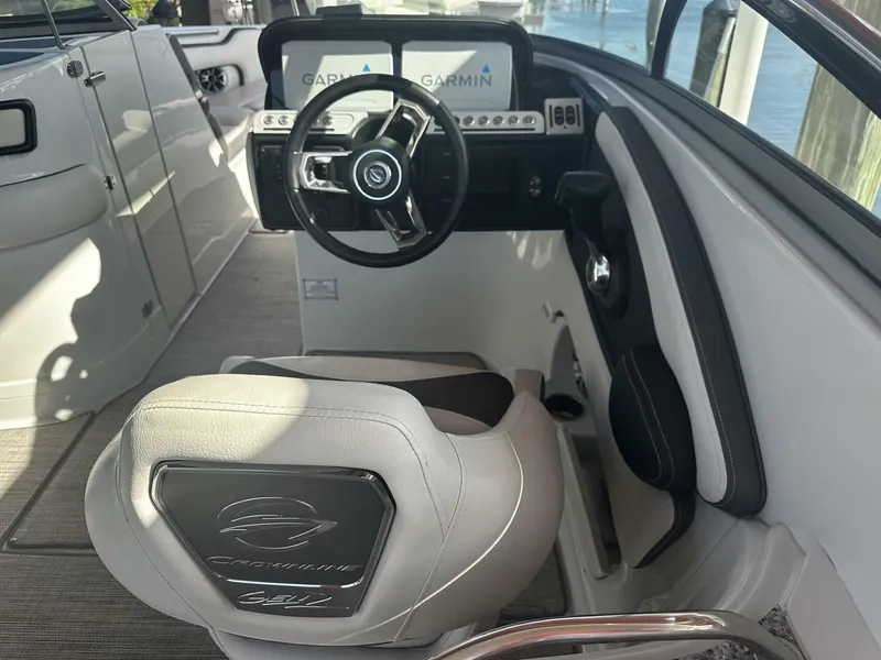 Slide: The Image of Crownline Boats 290 XSS 2022 - 5234383