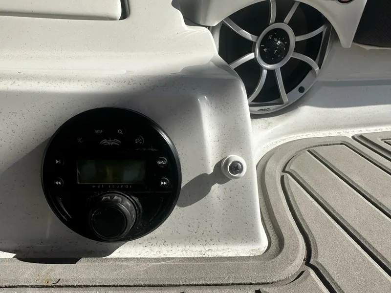 Slide: The Image of Crownline Boats 290 XSS 2022 - 5234373