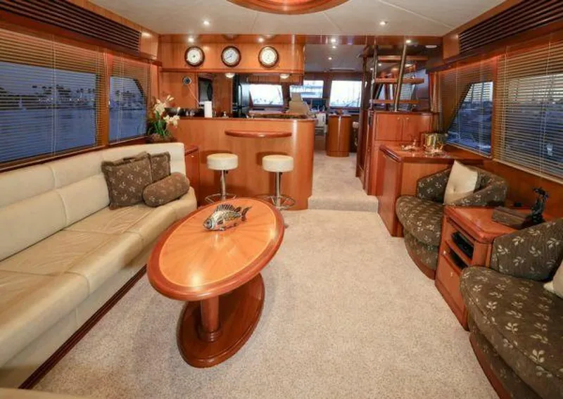 Slide: The Image of Grand Motor Yacht 2004 - 5233139