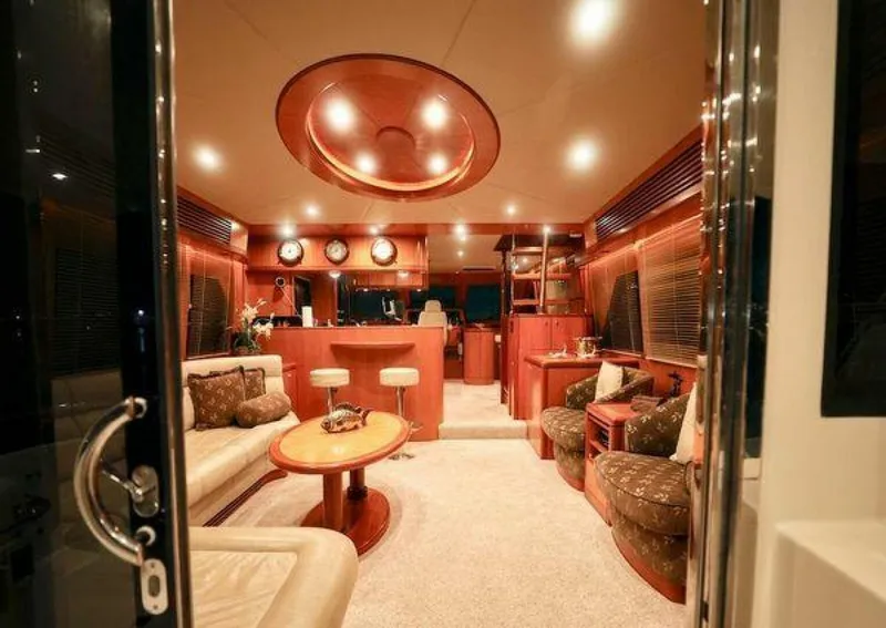 Slide: The Image of Grand Motor Yacht 2004 - 5233149