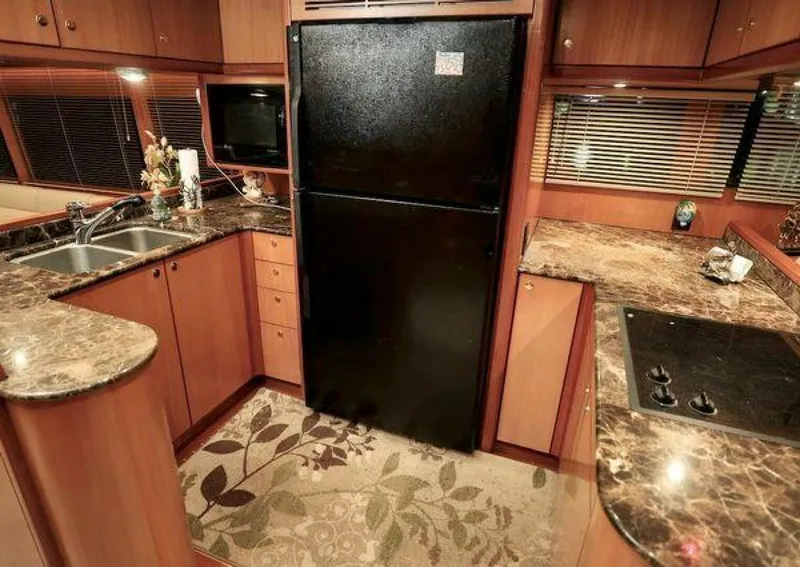 Slide: The Image of Grand Motor Yacht 2004 - 5233150