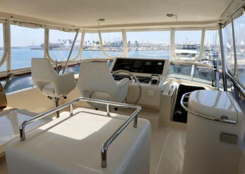 Slide: The Image of Grand Motor Yacht 2004 - 5233156