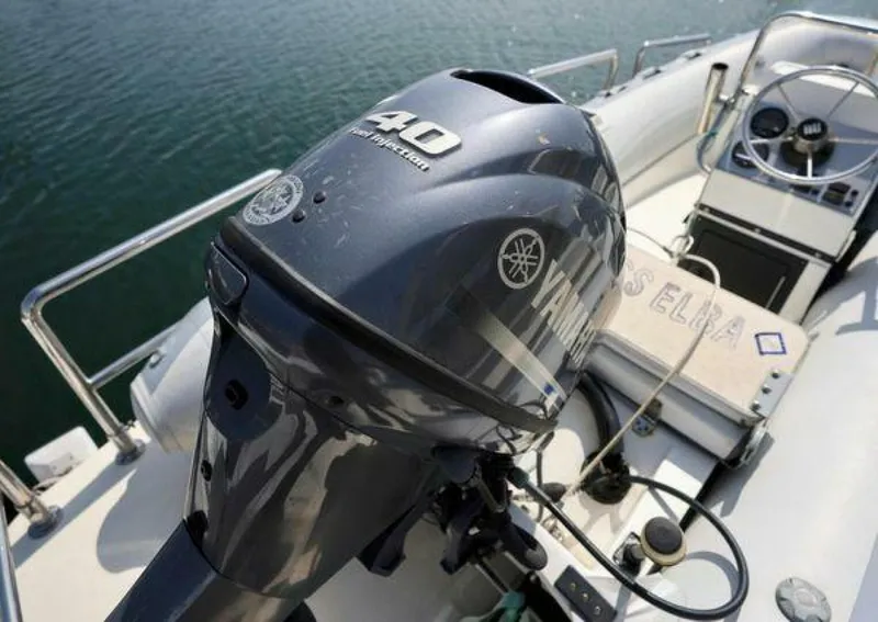 Slide: The Image of Grand Motor Yacht 2004 - 5233125