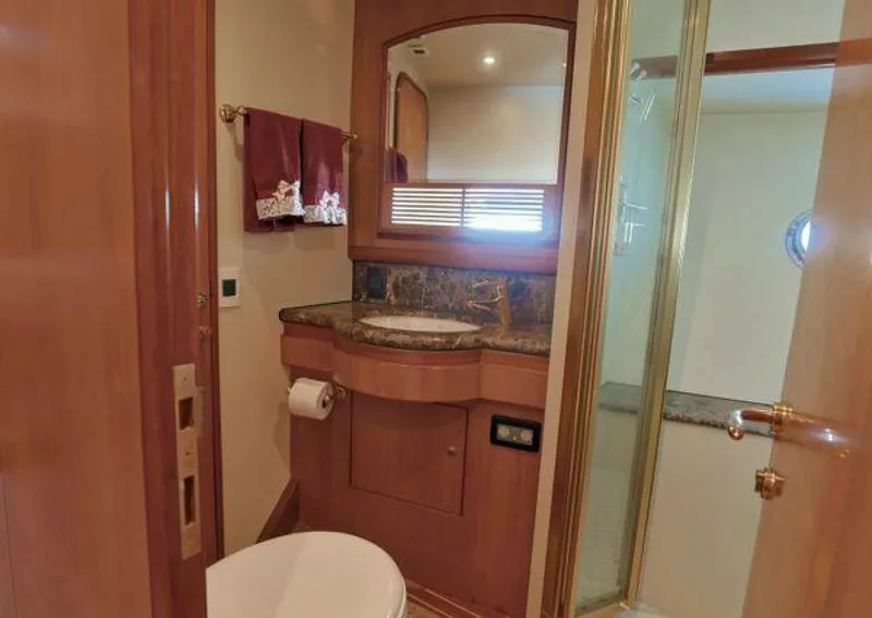 Slide: The Image of Grand Motor Yacht 2004 - 5233171