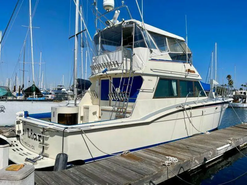 Slide: The Image of Hatteras 52 Convertible Sportfisher 1986 - 5234635