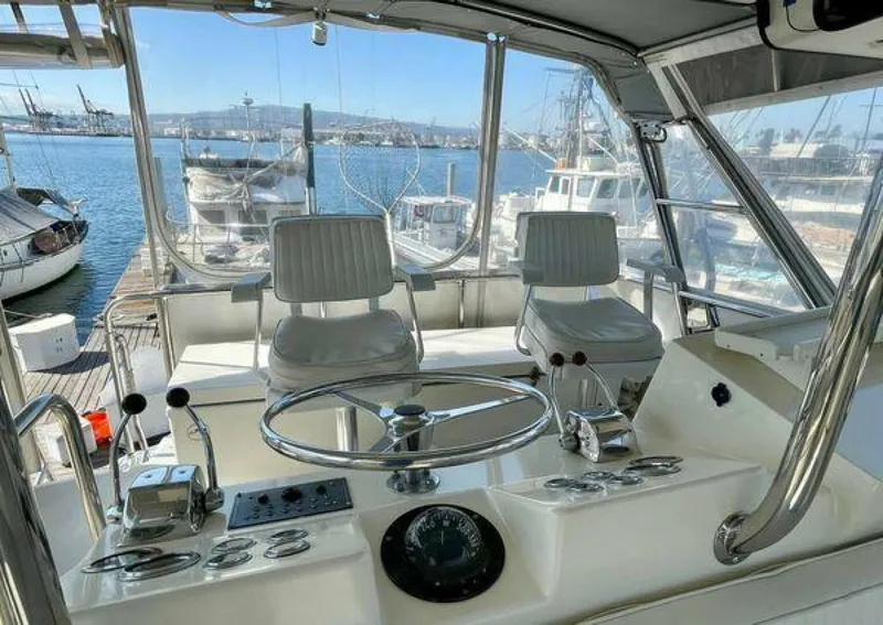 Slide: The Image of Hatteras 52 Convertible Sportfisher 1986 - 5234646