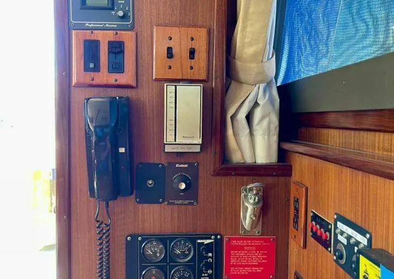 Slide: The Image of Hatteras 52 Convertible Sportfisher 1986 - 5234653