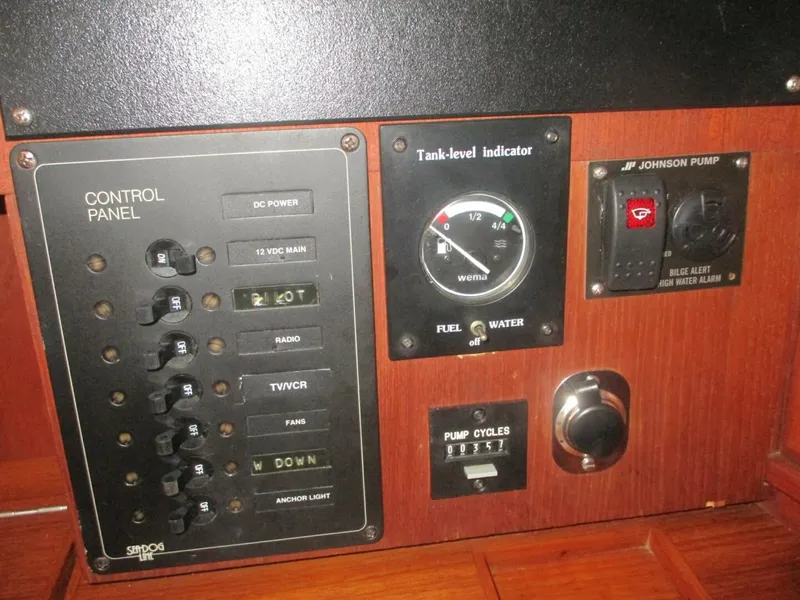 Slide: The Image of Island Packet 38 1999 - 5235303