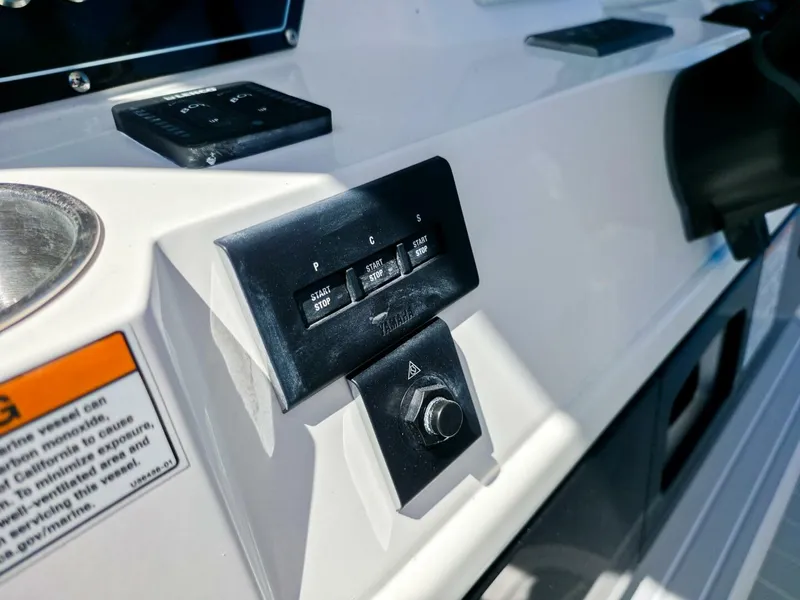 Slide: The Image of Sea Fox 368 Commander 2026 - 5583323