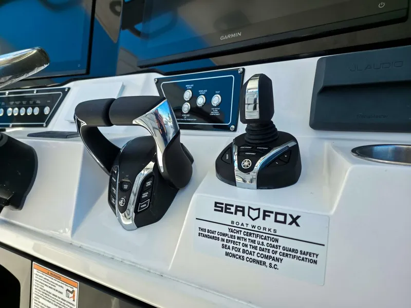 Slide: The Image of Sea Fox 368 Commander 2026 - 5583328