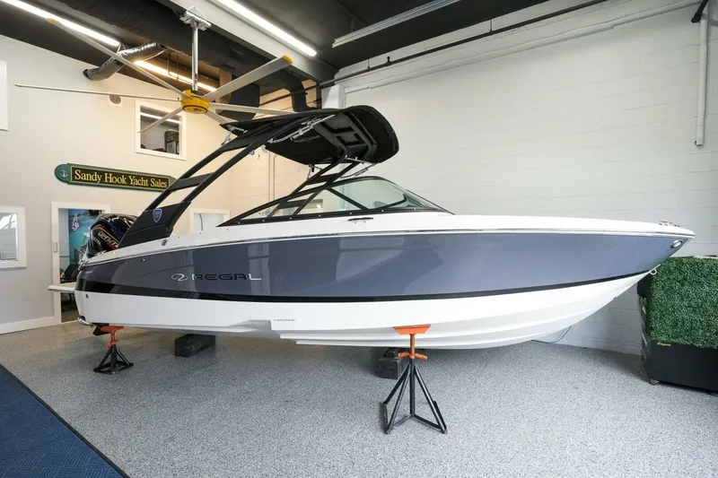 The Image of Regal LX2 2025 - 5350934