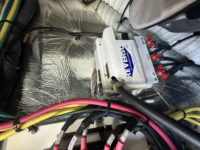 Slide: The Image of Cruisers Yachts 390 Express Coupe 2017 - 5367629