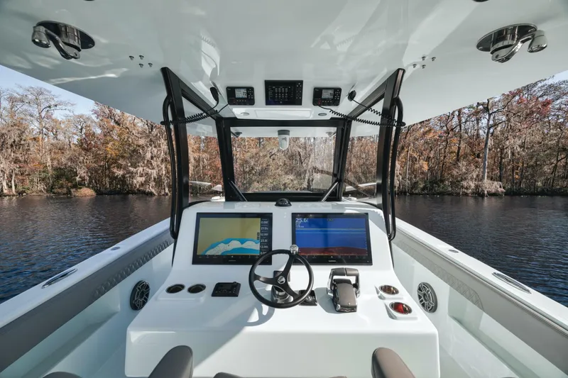 Slide: The Image of Front Runner Catamaran 2026 - 5236900