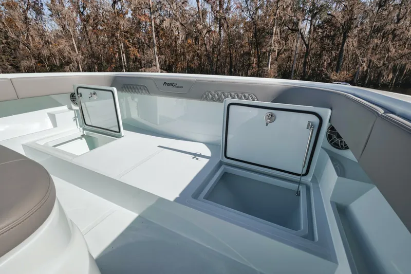 Slide: The Image of Front Runner Catamaran 2026 - 5236929