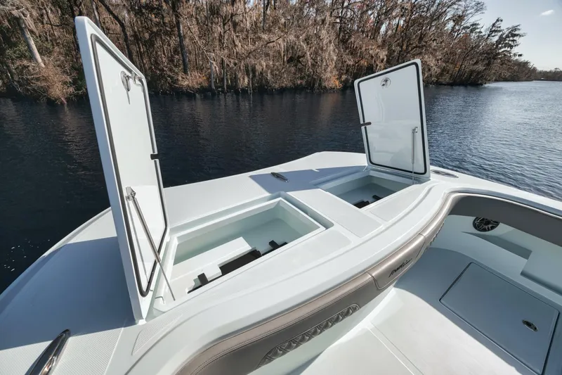 Slide: The Image of Front Runner Catamaran 2026 - 5236939