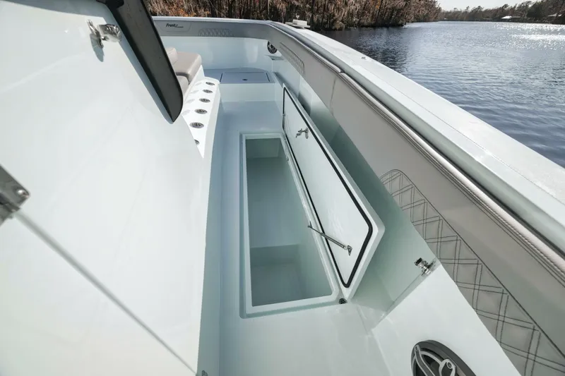 Slide: The Image of Front Runner Catamaran 2026 - 5236957