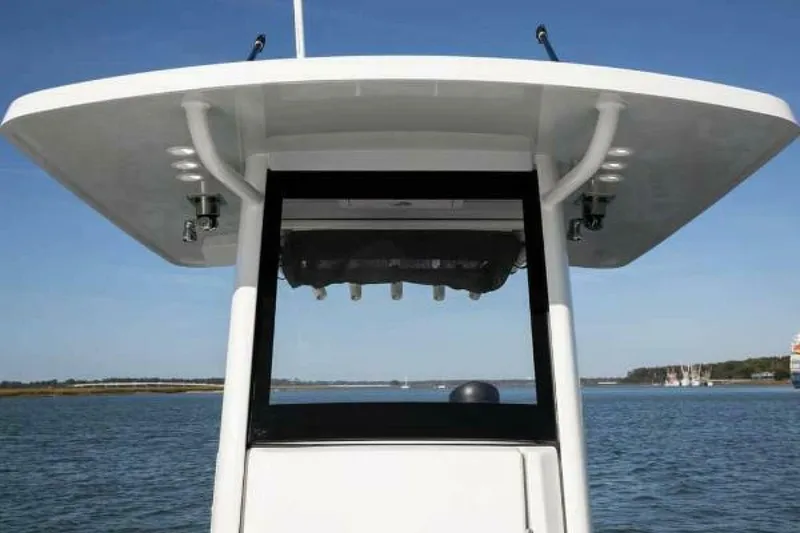 Slide: The Image of World Cat 235 CC 2022 - 5237085