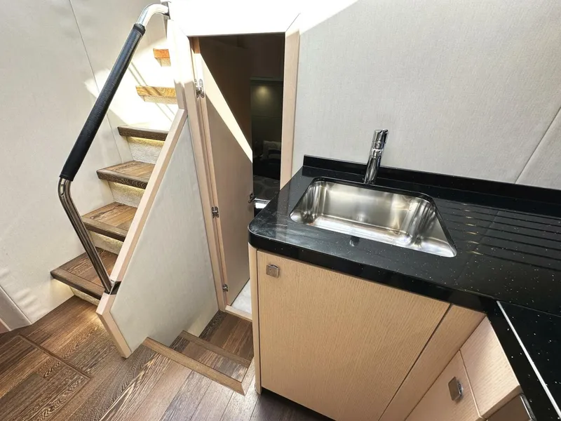 Slide: The Image of Sunseeker Predator 57 2015 - 5350749