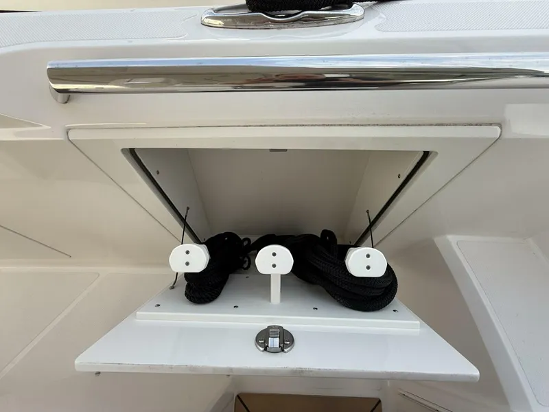 Slide: The Image of Tiara 43 LS 2023 - 5396380