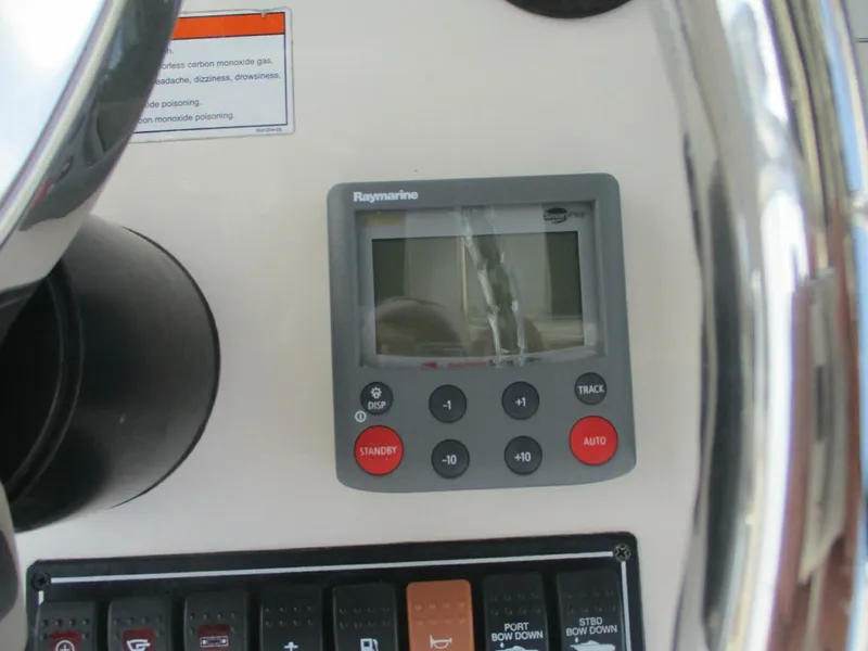 Slide: The Image of Pursuit 26 2006 - 5238924