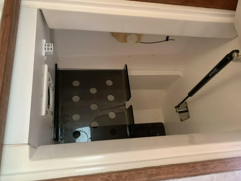 Slide: The Image of Hunter 380 1999 - 5249088