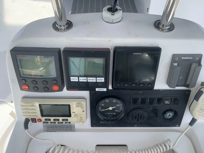 Slide: The Image of Hunter 380 1999 - 5249053