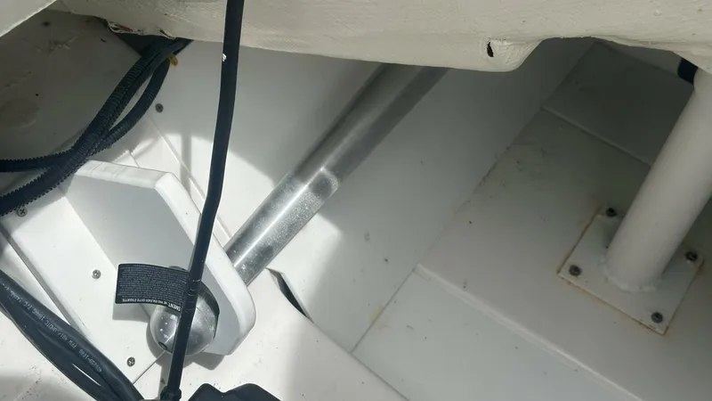 Slide: The Image of 1018 Bella Bay Ski Pole - 5255257