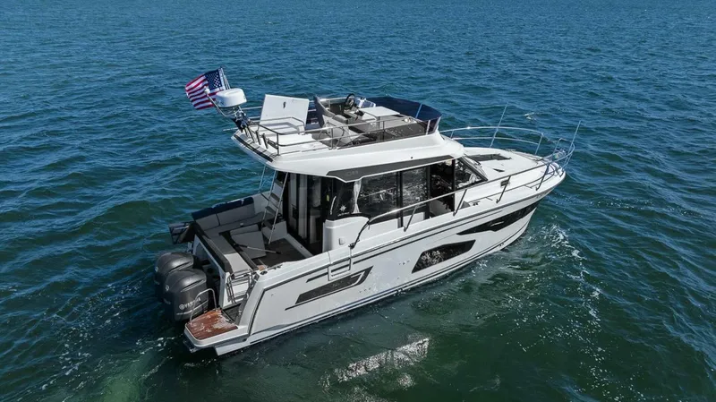 Slide: The Image of Jeanneau NC 1095 Fly 2020 - 5240085