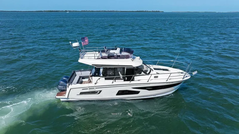 Slide: The Image of Jeanneau NC 1095 Fly 2020 - 5240089