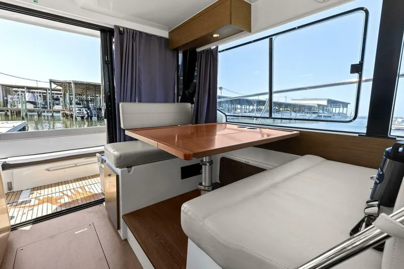 Slide: The Image of Jeanneau NC 1095 Fly 2020 - 5240108