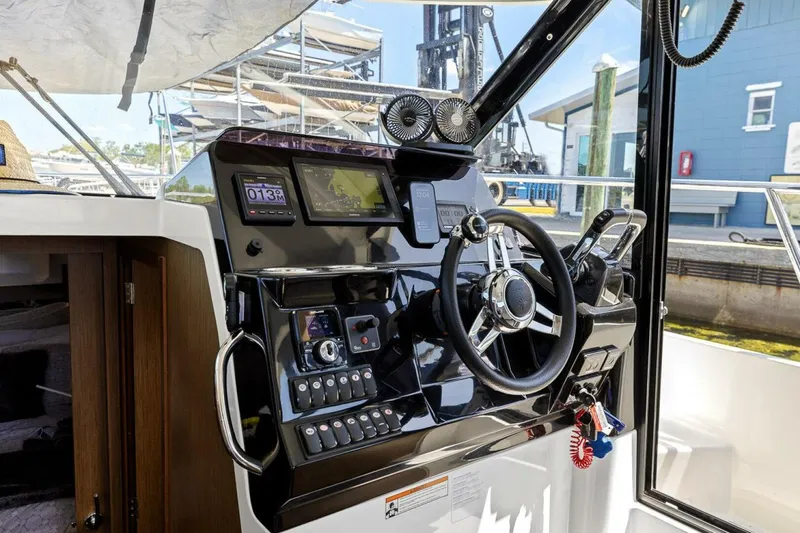 Slide: The Image of Jeanneau NC 1095 Fly 2020 - 5240105