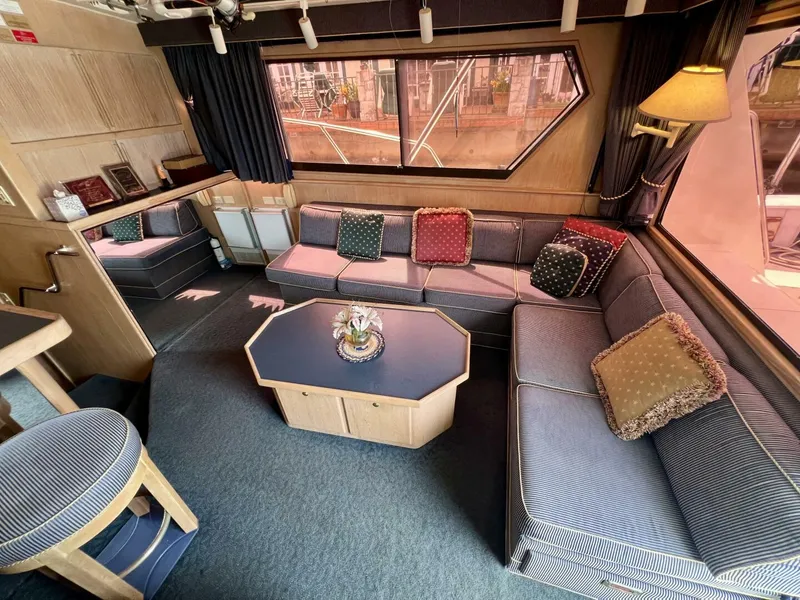 Slide: The Image of Hatteras Convertible 1988 - 5378457