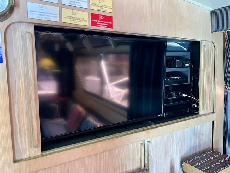 Slide: The Image of Hatteras Convertible 1988 - 5378463