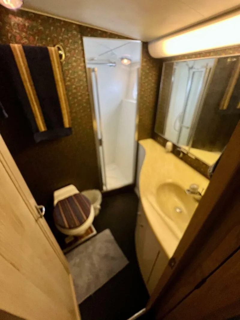 Slide: The Image of Hatteras Convertible 1988 - 5378473