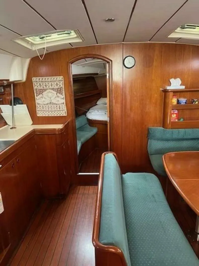 Slide: The Image of Beneteau 461 2000 - 5240526