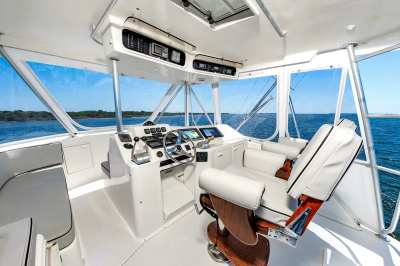 Slide: The Image of Ocean Yachts 48 Supersport 2000 - 5241390