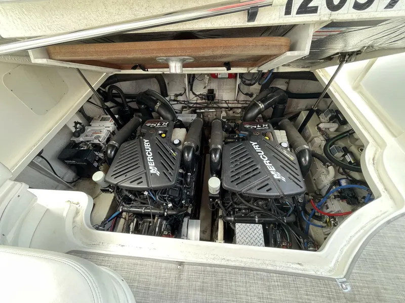 Slide: The Image of Sea Ray 34 2007 - 5248864