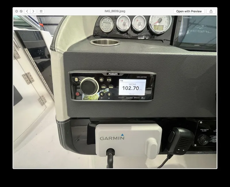 Slide: The Image of Regal 3200 2016 - 5243128