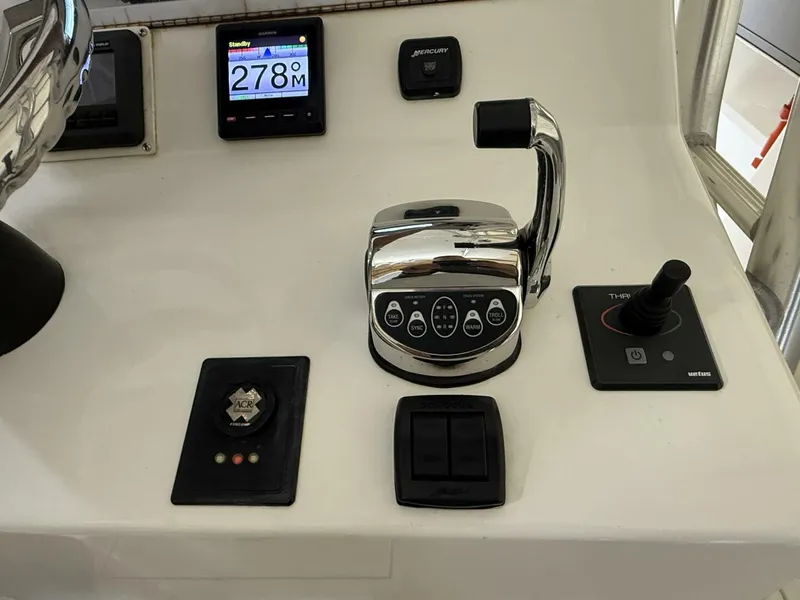 Slide: The Image of SeaVee 340I Open 2011 - 5318967