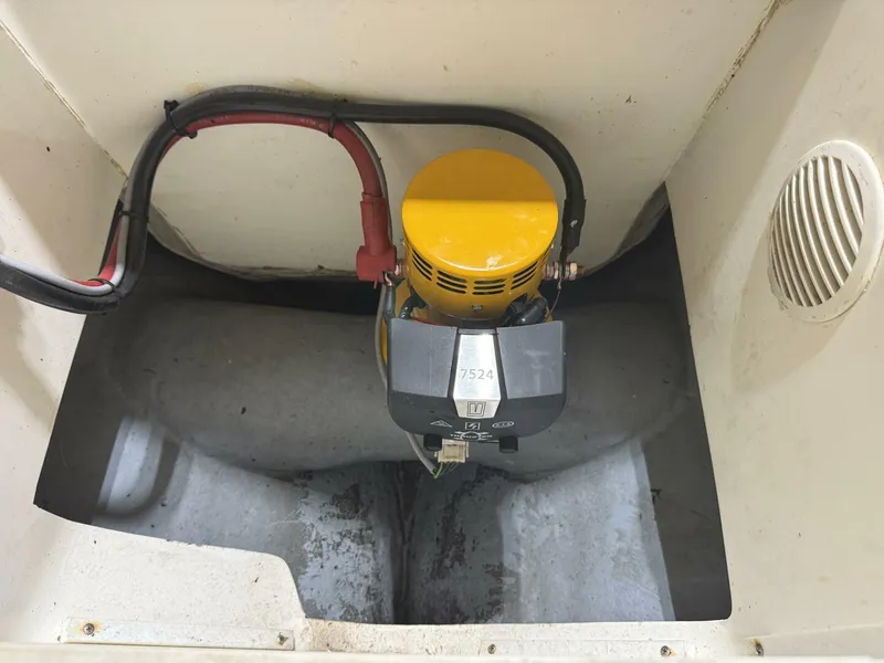 Slide: The Image of SeaVee 340I Open 2011 - 5318969