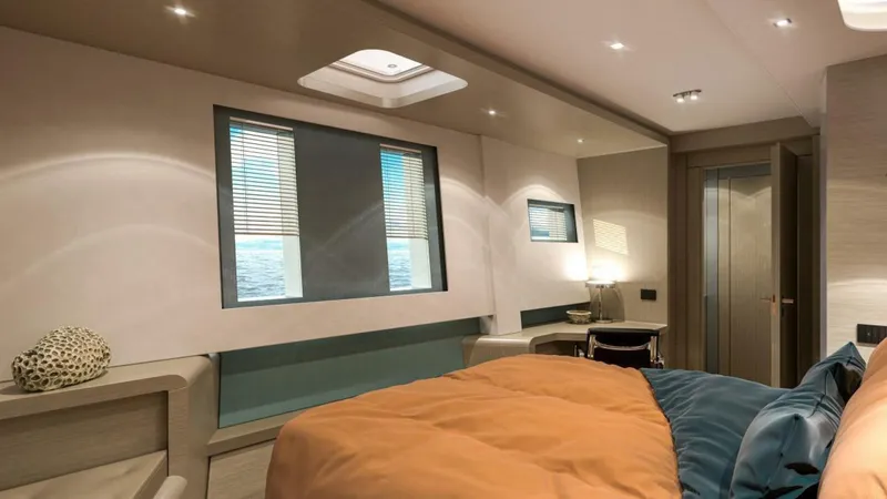 Slide: The Image of 39 - 5266010