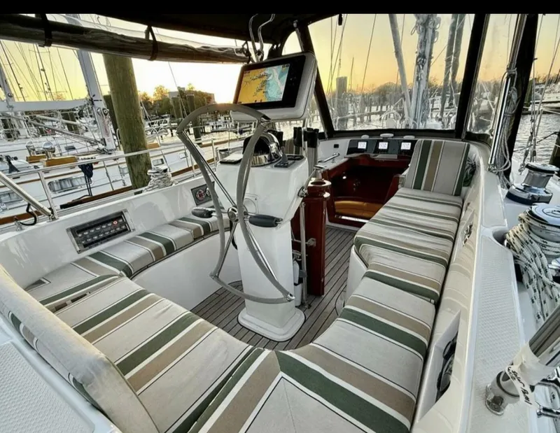 Slide: The Image of Hylas 46 2021 - 5249417