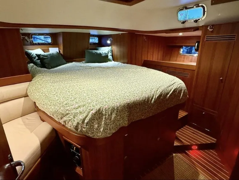 Slide: The Image of Hylas 46 2021 - 5249461