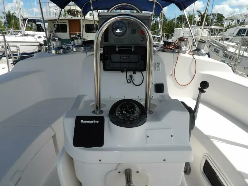 Slide: The Image of Hunter 460 2000 - 5249640