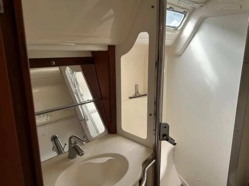 Slide: The Image of Used Sail Monohull for sale 2001 Moody 54 - MORAGSTAR - 5550914