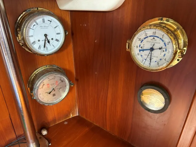 Slide: The Image of Used Sail Monohull for sale 2001 Moody 54 - MORAGSTAR - 5550909