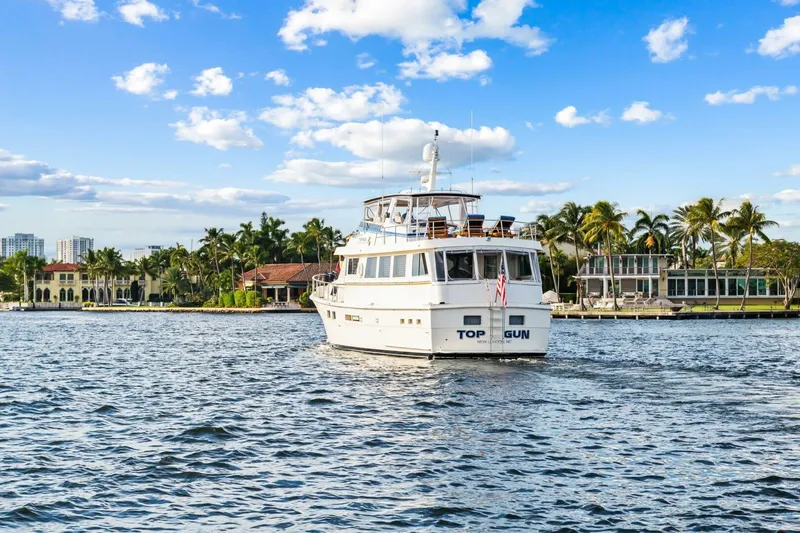 Slide: The Image of Hatteras Motoryacht 1989 - 5251163